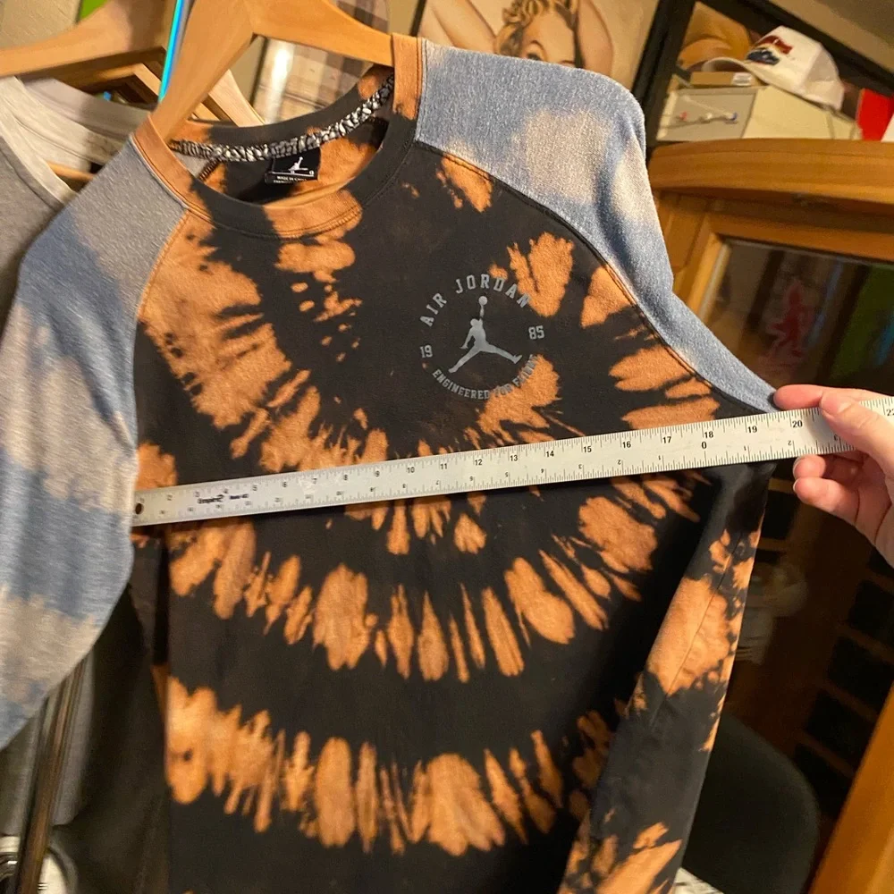 Jordan 3 quarter sleeve men’s size large fitted reverse dye custom one of one